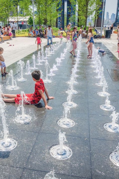 Public Fountain Design Domino Park Domino Park, Aquatic Design, Fountain Park, Urban Ideas, Water Fountain Design, Water Architecture, Park Project, Landscape Design Drawings, Water Playground