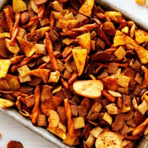 Pioneer Woman Texas Trash Recipe Crockpot Trash Recipe, Spicy Texas Trash, Trash Recipe Chex Mix Holidays, Spicy Trash Mix Recipe, Texas Trash Snack Mix Recipe, Texas Trash Chex Mix Recipes With Bacon Grease, Trash Chex Mix Recipe, Pioneer Woman Chex Mix Recipes, Tv Trash Recipe