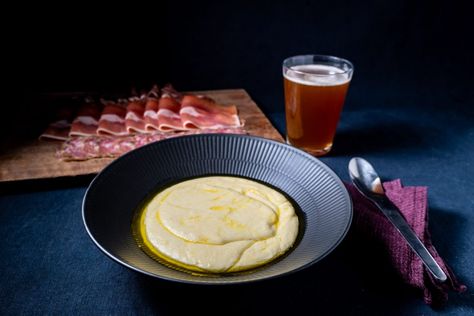 Traditional Norwegian smørgrøt butter porridge from Suldal - SY Selkie Rommegrot Recipe, Norway History, Norwegian Kitchen, Black Currant Juice, Viking Food, Semolina Pudding, Nordic Food, Norwegian Recipes, Fruit Soup