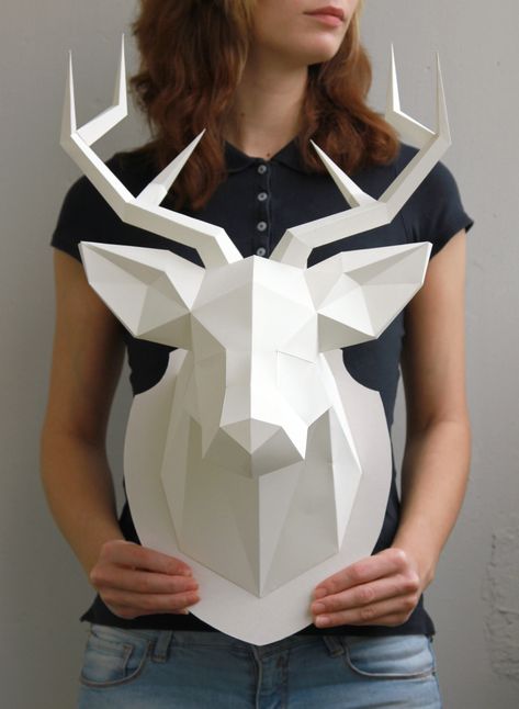 My dear deer on Behance Paper Craft Work, Hantverk Diy, Folding Origami, 3d Paper Crafts, Cool Ideas, Deer Head, Paper Folding, 3d Paper, Kirigami