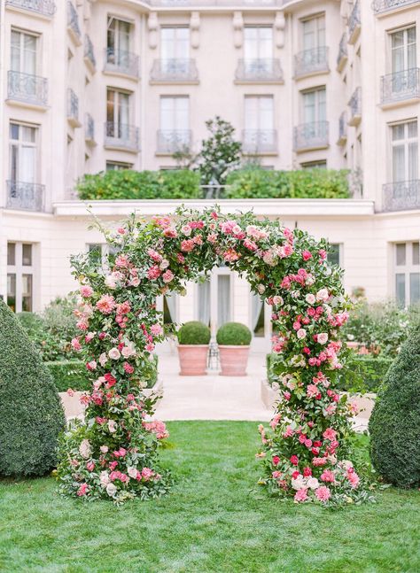 Floral Archway, Altar Ideas, Floral Arch Wedding, Ritz Paris, Fuchsia Wedding, Parisian Wedding, Flower Arch, Wedding Arch Flowers, Arch Flowers