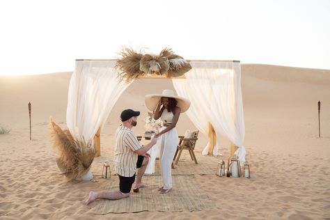 https://www.elegantmoment.ae/services-prices/romantic-dinner.html Desert Proposal, Dubai Desert, She Said Yes, Marriage Proposal, Romantic Dinners, Marriage Proposals, Proposal Ideas, She Said, Marry Me