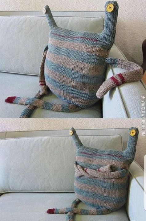 Couch Monster, Diy Textiles Projects, Old Sweater Diy, Monster Pillows, Sweater Pillow, Handmade Stuffed Toys, Diy Sweater, Getting A Tattoo, Ugly Dolls