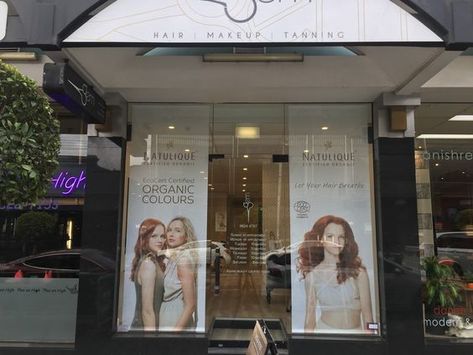 Makeup Studio Banner Design, Hair Salon Window Design, Beauty Salon Signage Outdoor, Salon Window Signage, Luxury Salon Branding, Beauty Salon Banner Design, Beauty Salon Signage, Hair Salon Poster, Branding Content