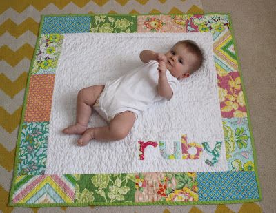 This is one of the quilts I am going to make my baby. I think it is so cute!!! Thank goodness for having friends who know how to make quilts :). Quilt Easy, Personalized Baby Quilt, Quilt Tips, Childrens Quilts, Cute Quilts, Quilt Baby, Baby Projects, Girls Quilts, Twin Quilt