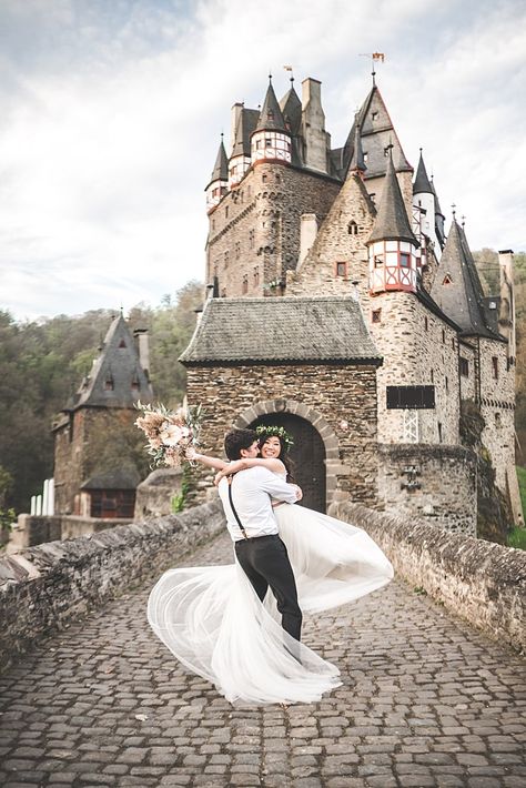 Germany Engagement Photos, Wedding In Germany, Micro Wedding Europe, German Castle Wedding, Elopement Ideas Europe, Elopement In Europe, Elope Europe, Wedding Location Germany, Castle Wedding Aesthetic