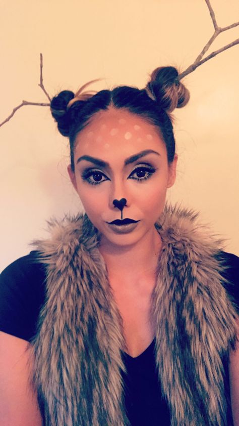 DIY Halloween deer costume make up Antlers Diy, Diy Antler, Diy Antlers, Deer Halloween Costumes, Dear Costume, Deer Costume, Diy Costume, Costume Makeup, Diy Costumes