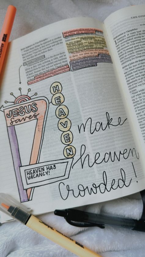 Bible Dot Journal Ideas, Easy Bible Art Journaling, Bible Pages Art, Bible Title Page Art, Ten Commandments Bible Journaling, Bible Study Doodles, Job 1 Bible Journaling, Bible Page Art, Journal Name Page Ideas