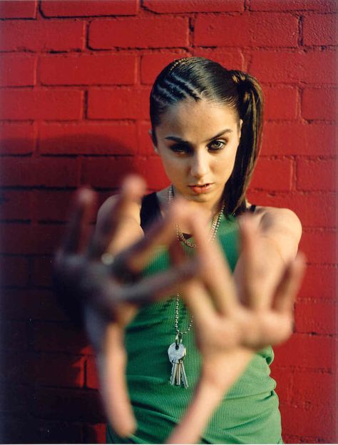 Lady Sovereign, Jillian Holtzmann, Jasika Nicole, Religious People, Female Musicians, Canadian Actresses, Australian Models, Celebrity Wallpapers, English Actresses