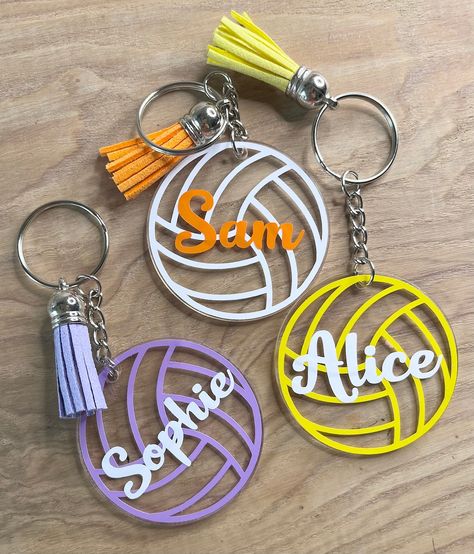 Personalised netball keyrings / keychains. These netball keyrings can be in different colours with netball and name. Please note: up to 2 words can be on the keyring. Please choose the netball colour, and text colour. I will match the tassel to suit. These netball keyrings are acrylic and are 5cm x Netball Coach Gift Ideas, Netball Coach, Volleyball Cheers, Volleyball Jewelry, Best Gift Baskets, Volleyball Inspiration, Welcome To The Team, Volleyball Quotes, Sport Craft