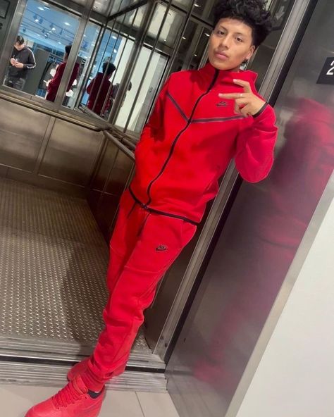 Tech Fleece Outfit Men, Tech Fleece Outfit, Nike Tech Fleece Outfit Men, Outfit Men Aesthetic, Tech Outfit, Fleece Outfit, Rapper Style, Drippy Outfit, Men Aesthetic