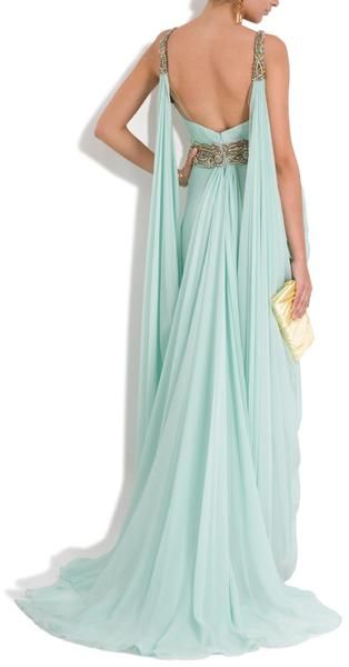 looks like the dress worn by Daenerys  Targaryen in #GameofThrones Seafoam Grecian Gown / Marchesa Grecian Gown, Looks Chic, Gorgeous Gowns, Marchesa, Beautiful Gowns, Fancy Dresses, Dream Dress, Wearing Dress, Gorgeous Dresses