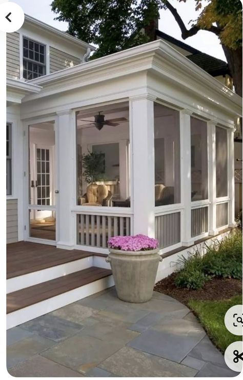 Back Porch Designs, Screened Porch Designs, Sunroom Designs, Balcony Deck, Casa Country, Deck Railing, Porch Railing, Backyard Porch, House With Porch