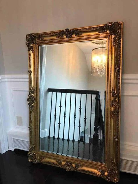 Vintage ornate mirror makeover transforming from the original gold to a metallic pewter with silver highlights. #pewtermirror #paintedmirrorframe #paintedmirrorideas #paintingamirrorframe #metallicpaintedmirror Ornate Mirror Makeover, Redo Mirror, Mirror Redo, Gold Painted Walls, Painting Mirror Frames, Large Framed Mirrors, Antique Mirror Frame, Silver Metallic Paint, Painting Mirror