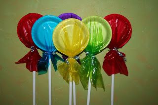 Lollipop Decorations, Christmas Parade Floats, Willy Wonka Party, Dekorasi Halloween, Candyland Birthday, Candyland Party, Candy Theme, Candy Decorations, Candy Land Theme