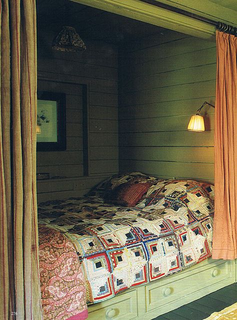 Alcove Bed, Sleeping Nook, Barn Conversions, Bed Nook, Bedroom Nook, Built In Bed, Urban Interiors, Tiny Studio, Boat Interior