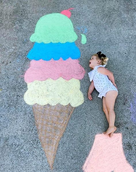 How To Draw With Sidewalk Chalk, Ice Cream Chalk Art, Chalk Art Christmas, Sidewalk Chalk Photos, Chalk Art Quotes, Chalk Photography, Chalk Pictures, Chalk Photos, Chalk Activities