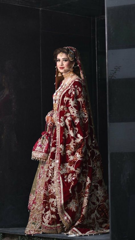 Pakistani Lehangas Bridal, Red Bridal Lehenga Pakistani, Pakistani Bridal Couture, Pakistani Bridal Lehenga, Walima Dress, Red Bridal Dress, Function Dresses, Desi Wedding Dresses, Asian Bridal Dresses