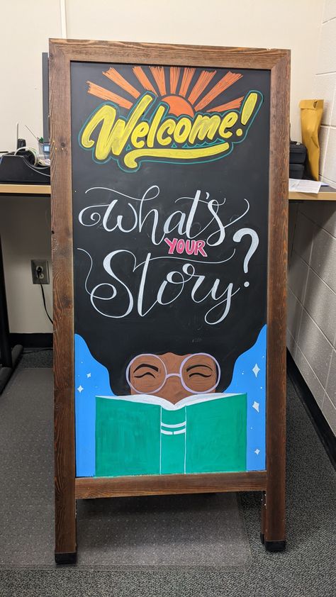 Library Welcome Sign, Non Fiction Library Signs, Library Window Displays School, Welcome Back Library Displays, Library Window Art, Library Open House Ideas, Cozy School Library, Back To School Book Display, Library Chalkboard Signs