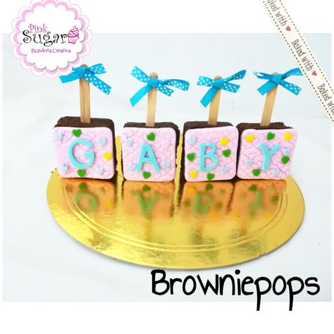 Brownie pops lluvia de amor nombre personalizado Brownie Pops, Bakery Products, Buttercream Cake, Brownies, Butter Cream, Fondant, Baking, Cake, Pink