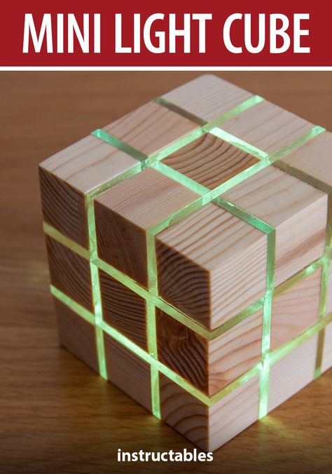 Mini Wood Projects Diy Crafts, Wood Craft Cubes Ideas, Wood Cubes Crafts, Wooden Cubes Craft Diy Projects, Mini Wood Projects, Wood Cube Crafts, Wooden Cube Crafts, Diy Gamer Decor, Diy Wood Lamp