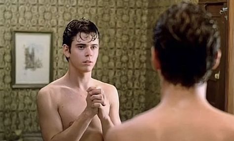 Grandview Usa, The Outsiders Ponyboy, C Thomas Howell, The Outsiders Imagines, Thomas Howell, The Outsiders Cast, 80s Actors, The Outsiders Greasers, 1980s Movies