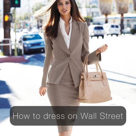 How to Dress on Wall Street (and in other conservative workplaces) ~Infographic of capsule wardrobe included. Women On Wall Street, Wall Street Women Outfit, Wall Street Fashion Women, Wall Street Outfit Women, Wall Street Outfit, Corporate Outfits Women, Wall Street Women, Wall Street Fashion, Workplace Fashion