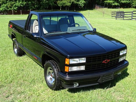 Under the hood of this beautiful truck is an amazing Chevy Powerhouse with plenty of torque and power! 96 Chevy Silverado, 1993 Chevy Silverado, Chevy Silverado Ss, Chevy Stepside, Chevy Trucks Silverado, Silverado Truck, Collector Cars For Sale, Chevy Ss, Future Trucks