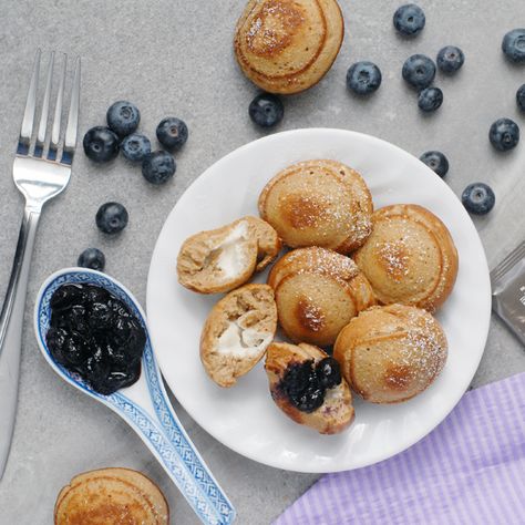 Cream Cheese Earl Grey Ebelskivers with Blueberries Grey Desserts, Blueberry Earl Grey, Aebleskiver Recipe, Ebelskiver Recipe, Recipes Baking, Light Desserts, Tea Time Snacks, Earl Gray, Cream Cheese Filling