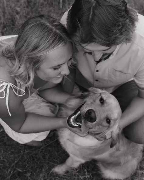 Just so we’re clear, dogs are ALWAYS invited to the shoot🥹 #engagementphotos #engagementphotography #midwestphotographer #dogphotography #engagement #weddingphotography Engagement With Dog, Photos With Your Dog, Family Dog Photos, Dog Photography Poses, Spring Family Pictures, Pregnancy Announcement Photoshoot, Moms Photography, Fall Photo Shoot Outfits, Old Golden Retriever