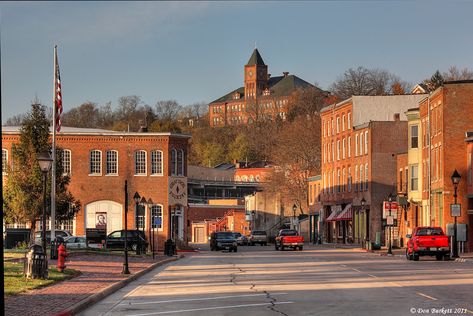 Galena, Illinois Is One Of The State's Most Beautiful, Historic Towns Midwest Living Magazine, Galena Illinois, Illinois Travel, Small Town America, Midwest Living, Vacation Tips, Roadside Attractions, Lake Michigan, Small Town