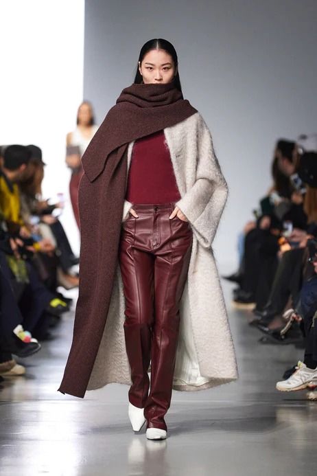 WINTER 2024 – GAUCHERE Trendy Fall Fashion, Paris Fashion Week Runway, Moda Paris, Fall Winter 2024, Winter Trends, Mode Inspo, Fashion Show Collection, Winter 2024, Fall 2024