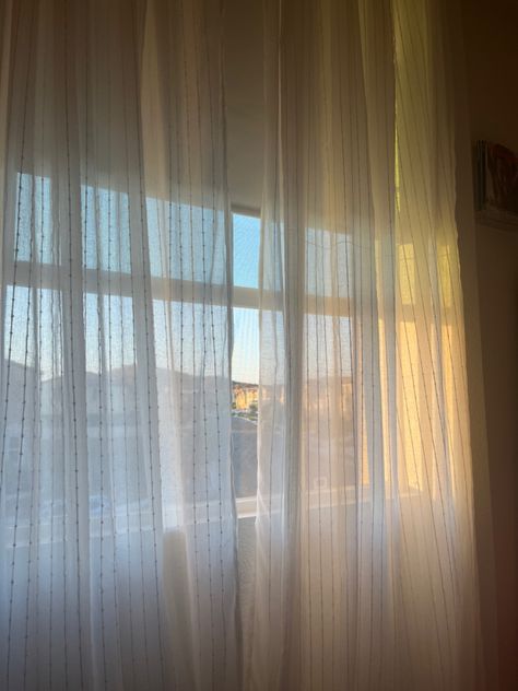 White sheer curtain room aesthetic summer sunset daylight white clean girl room Sheer White Curtains, White Curtains Aesthetic, Girl Curtains, Summer Curtains, Sunset Girl, Summer Window, Curtain Room, White Sheer Curtains, Window Room