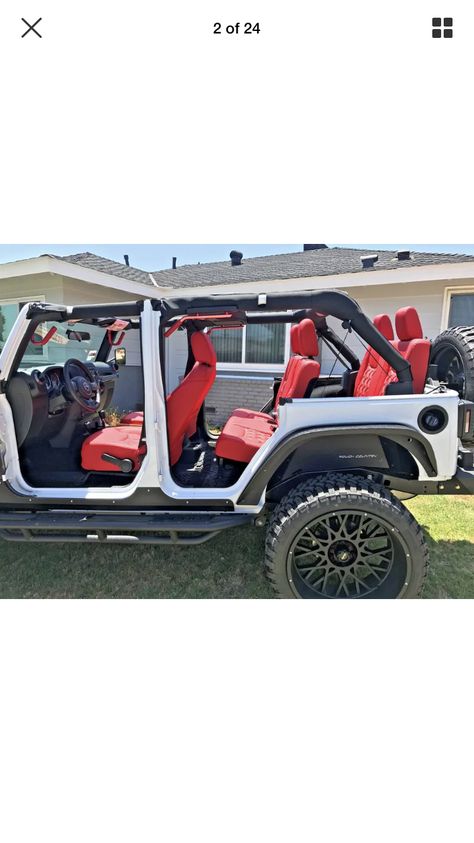 Jeep third row seating Jeep Trunk, Safe Car, Jeep Modifications, Decked Out Jeep Wrangler, Black Jeep With Red Interior, Cool Jeep Accessories, Jeep Seats Custom, Jeep 3rd Row Seat, Jeep Rubicon 4 Door