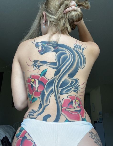 #americantraditional #tattoo #tattooideas #roses #panther #panthertattoo Back Panther Tattoo, Spine Tattoo Traditional, Panther Back Tattoo Woman, Panther Rose Tattoo, Spine Tattoos American Traditional, Panther And Roses Tattoo, Black Panther Back Tattoo, Traditional Tattoo Back, Panther Thigh Tattoo