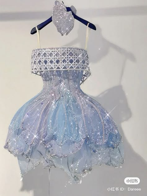 Fashion Drawing Dresses, Pretty Prom Dresses, Fairytale Dress, Mode Inspo, Glam Dresses, Kpop Fashion Outfits, Really Cute Outfits, Stage Outfits, Ball Dresses