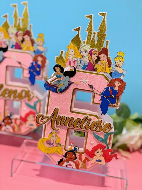 Disney Princess Table Centerpiece, Disney Princess Centerpieces Diy, Princess Centerpieces Diy, Disney Princess Decor, Princess Party Centerpieces, Disney Princess Centerpieces, Princess Party Theme, Disney Princess Party Decorations, Disney Princess Diy