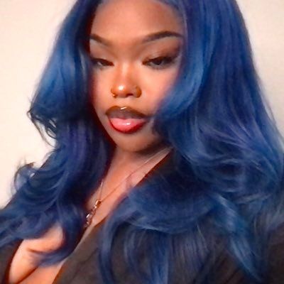 teja on Twitter: "24 inches ( i cut it so you can get 20-22 ) • 150% density • curled it with a wand curler <3 https://t.co/oMqUXlM7e8" / Twitter Electric Blue Hair, Blue Hair Dark, Midnight Blue Hair, Wand Curler, Blue Hair Aesthetic, Navy Blue Hair, Dark Blue Hair, Hair Color Options, Bad Bad