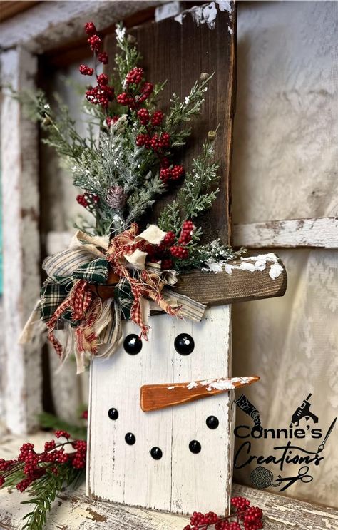 Wooden Snowman Crafts, Using Scrap Wood, Winter Diy Crafts, Snowman Crafts Diy, Wooden Snowmen, Wood Snowman, Snowman Christmas Decorations, Country Christmas Decorations, Christmas Signs Wood