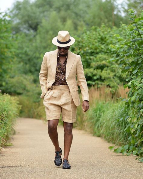 Short Pants Suit, Short Suits Men, Suit And Shorts Men, Blazer E Short, Mens Wedding Attire, Short Men Fashion, Wedding Outfit Men, Fresh Outfits, Casual Summer Shorts