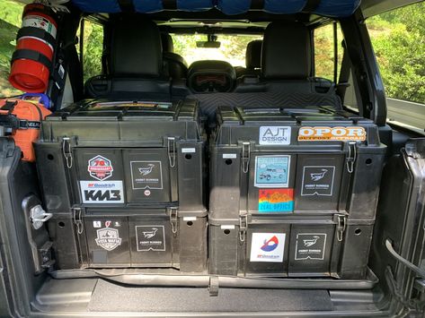 Front Runner Wolf Pack Storage / Steel Latch Mod | 2018+ Jeep Wrangler Forums (JL / JLU) - Rubicon, Sahara, Sport, Unlimited - JLwranglerforums.com Tactical Room, Tarp Poles, Jeep Wrangler Forum, Collapsible Bucket, Moving Blankets, 2018 Jeep Wrangler, Bug Out Vehicle, Camping Needs, Camping Pillows