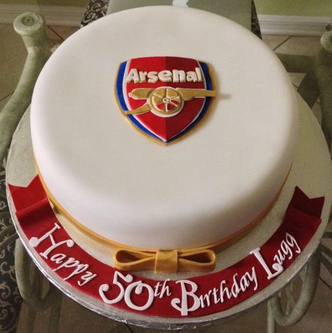 Arsenal Cake Arsenal Birthday Cake, Arsenal Cake, Male Cakes, Fondant Designs, Arsenal Football Team, Dessert Quotes, Minion Cakes, Logo Cake, Football Team Logo