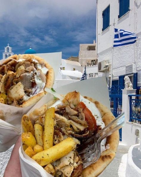 Greek Souvlaki, Holiday In Greece, Grecia Santorini, Greek Gyros, Greece Food, Skiathos, Greece Vacation, Greece Holiday, Dream Travel Destinations