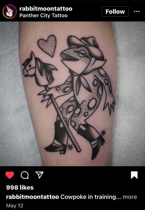 Western Frog Tattoo, Cowboy Frog Tattoo, Western Flash, Western Sleeve, Bedroom Western, Cowboy Hat Tattoo, Halloween Frog, Traditional Tattoo Drawings, F Tattoo