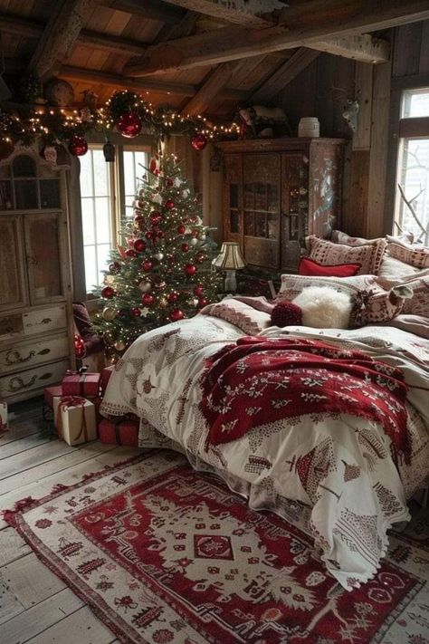 Victorian Bedding, Christmas Therapy, Folk Christmas, Holiday Bedroom, Christmas Dreaming, Cozy Christmas Decor, Cosy Christmas, Cute Christmas Wallpaper, Christmas Interiors