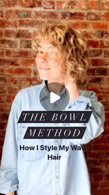 Wavy Hair Bowl Method, Curly Hair Bowl Method, Alison Piepmeyer, Bowl Method Wavy Hair, Bowl Method Curly Hair, Blonde Wavy Bob, Bowl Method, Step By Step Hairstyles, Curly Girl Method