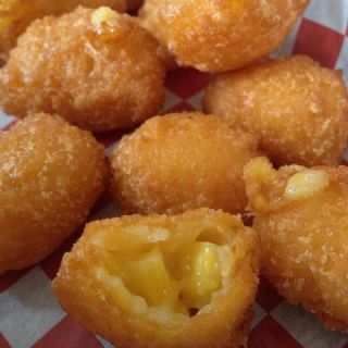 Corn Nuggets Recipe, Corn Nuggets, Nuggets Recipe, Corn Fritters, Creamed Corn, Corn Recipes, Croquettes, Fried Food, Mac And Cheese