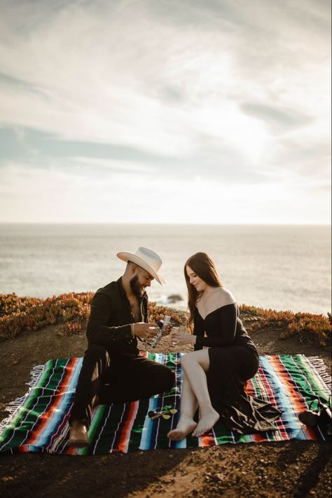 Mexican Photoshoot Couple, Latino Engagement Photos, Engagement Photos Mexican Theme, Latina Engagement Photos, Mexican Proposal, Mexico Engagement Photos, Legal Photoshoot, Mexican Engagement Photos, Mexican Photoshoot