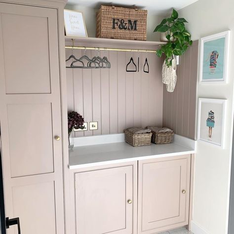 U Shape Utility Room, L Shaped Utility Room Small Laundry, Cream Utility Room, Built In Utility Cupboard, Long Utility Room Ideas, Blush Laundry Room, Pink Utility Room, Utility Makeover, Mud Room Utility