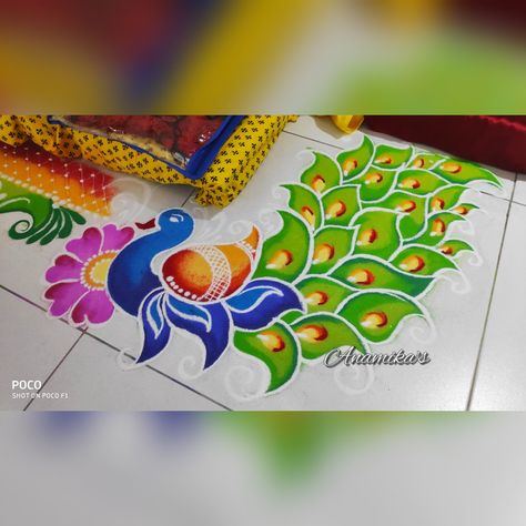 Rangoli For Vastu Puja, Pecock Model Rangoli, Clocks Diy Crafts, Handmade Rangoli, Rangoli Painting, Rangoli Photos, Birthday Card With Photo, Very Easy Rangoli Designs, Peacock Rangoli